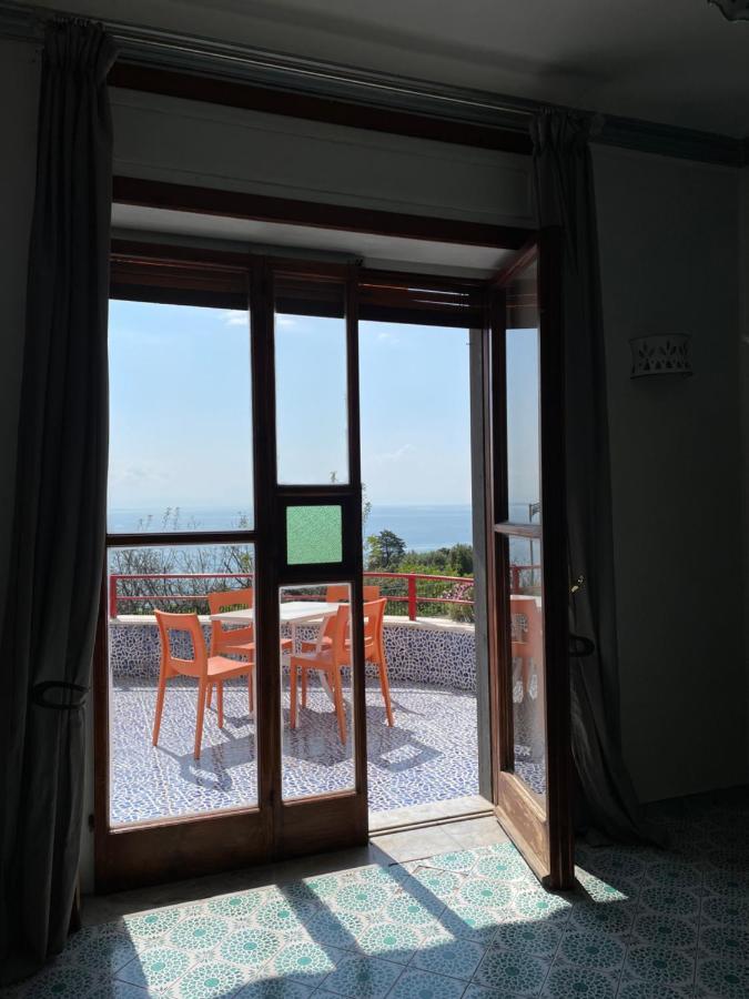 Bed and Breakfast Bellavista Costa D'Amalfi Виетри Экстерьер фото