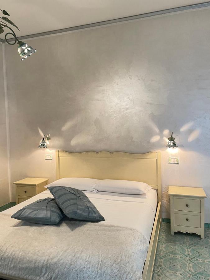 Bed and Breakfast Bellavista Costa D'Amalfi Виетри Экстерьер фото